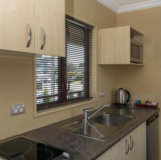 מוטל Blenheim Spa Motor Lodge