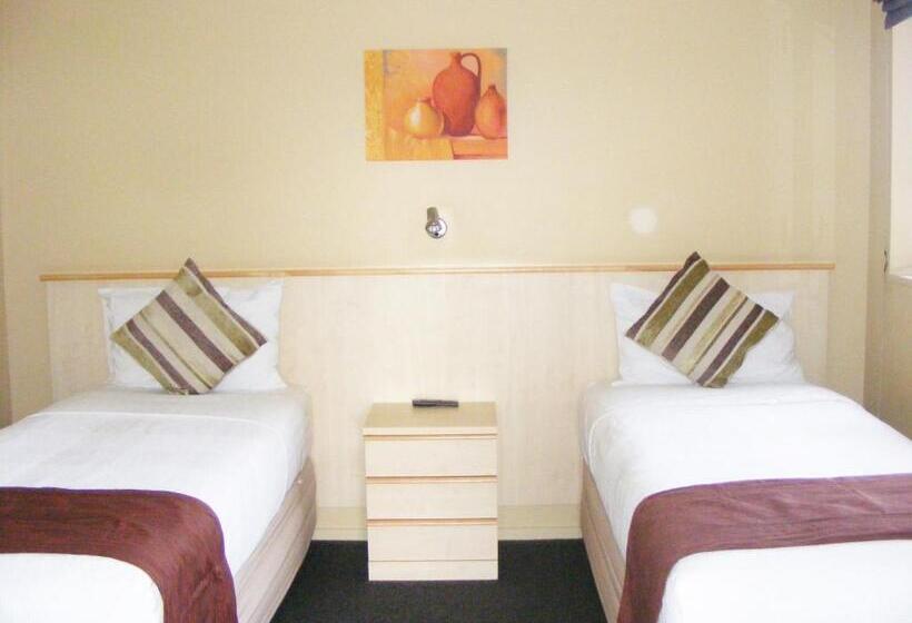 מוטל Blenheim Spa Motor Lodge