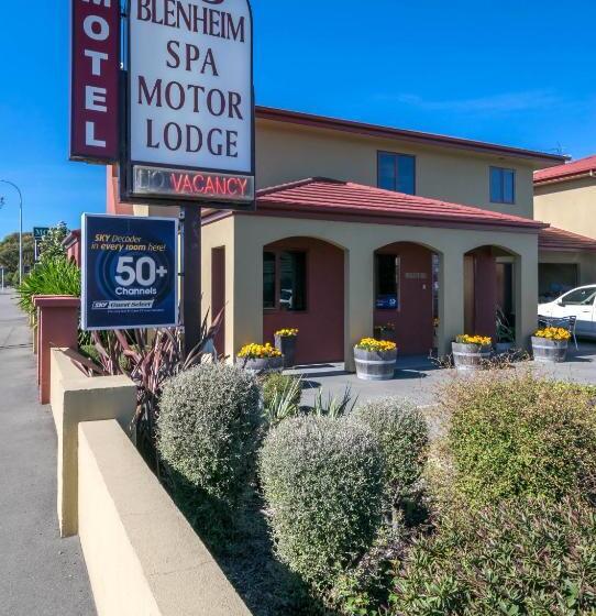 מוטל Blenheim Spa Motor Lodge