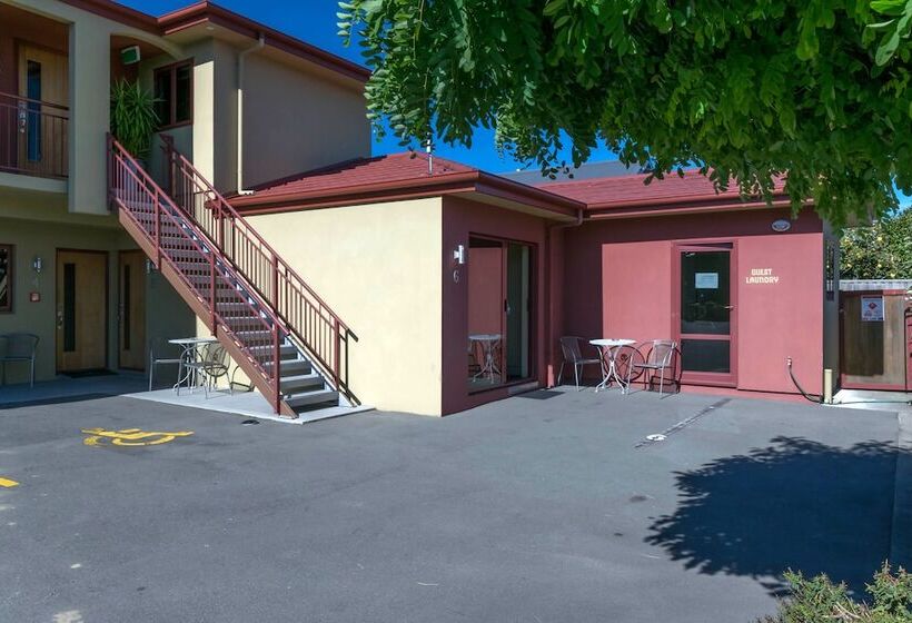 מוטל Blenheim Spa Motor Lodge