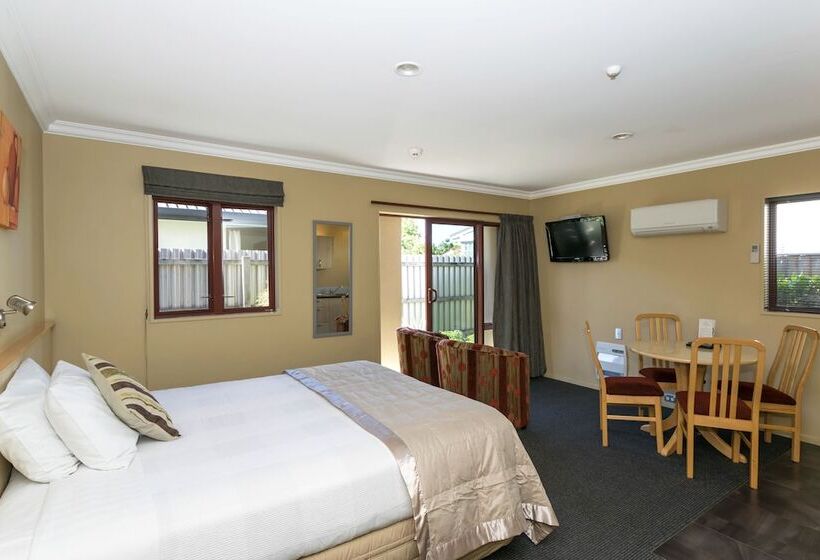 מוטל Blenheim Spa Motor Lodge