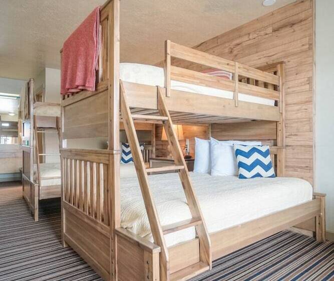 فندق على الطريق Blue Lakes Inn & Extended Stay