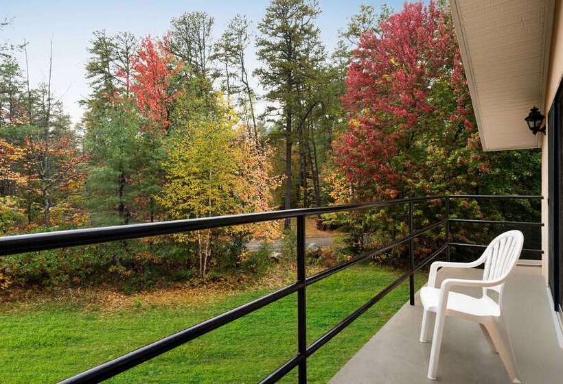 فندق على الطريق Days Inn By Wyndham Tamworth