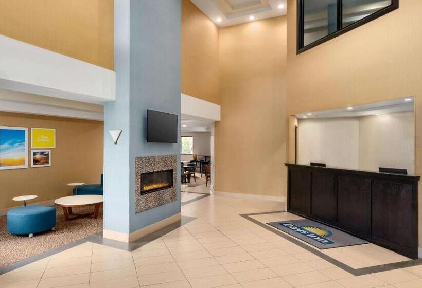 فندق على الطريق Days Inn By Wyndham Tamworth