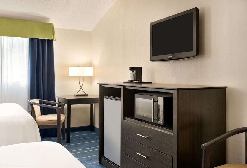 فندق على الطريق Days Inn By Wyndham Tamworth