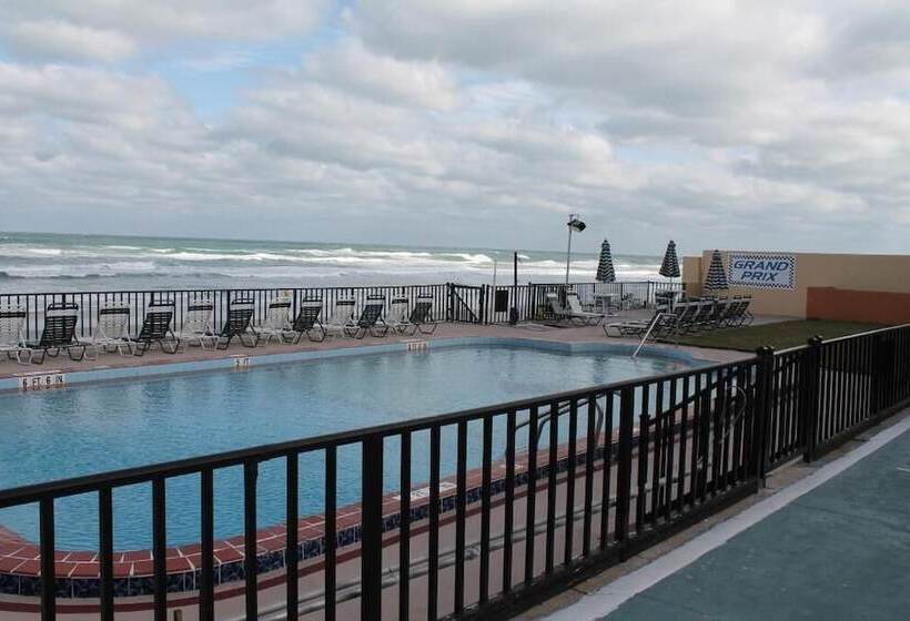 Grand Prix Motel Beach Front