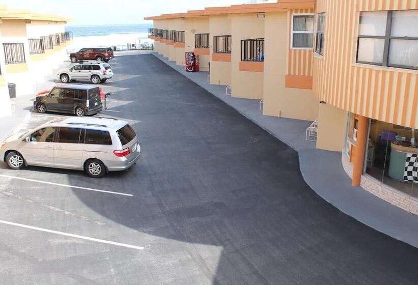 Grand Prix Motel Beach Front