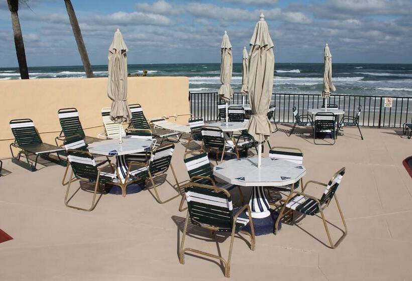 Grand Prix Motel Beach Front