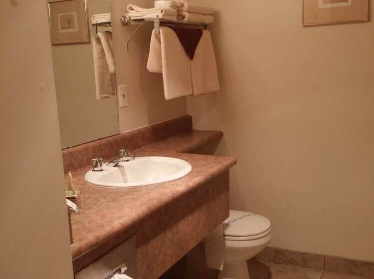 فندق على الطريق Tamarack Motor Inn