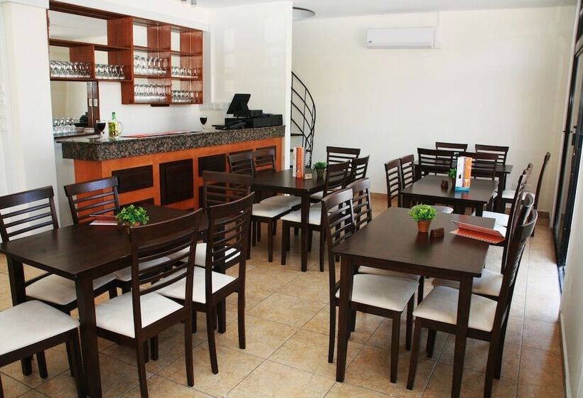 New York Plaza Apartments