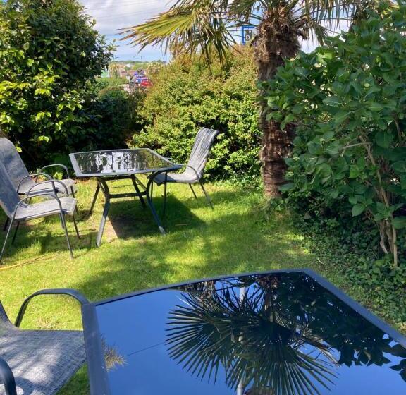 펜션 Beechwood House