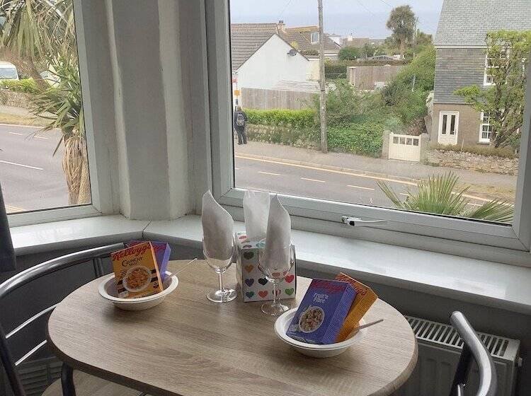 펜션 Beechwood House