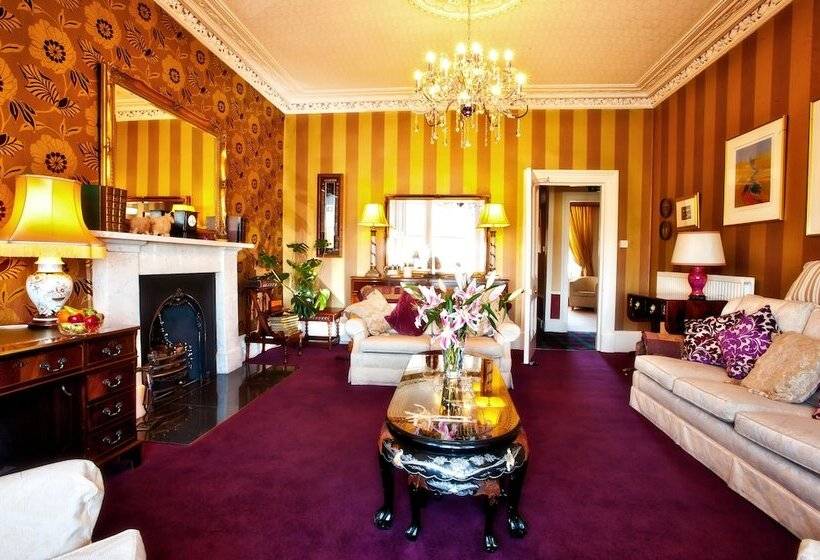 بنسيون Golf View