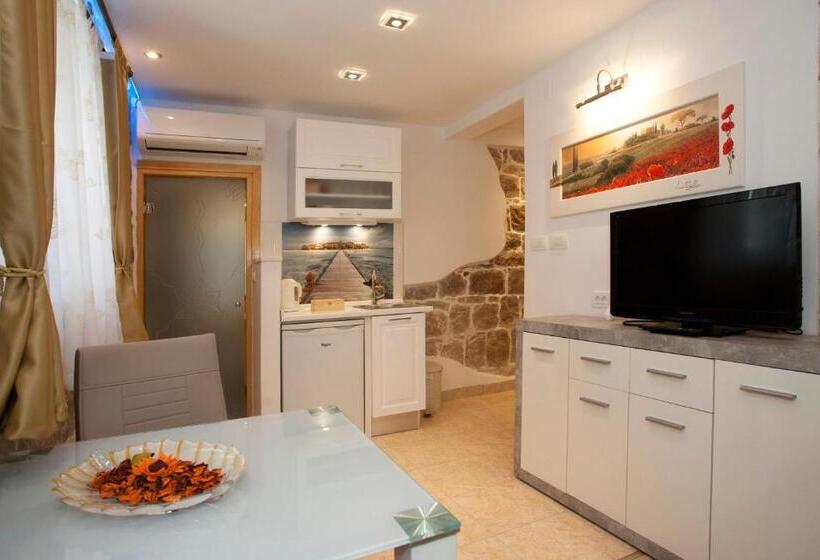 پانسیون House Sandra