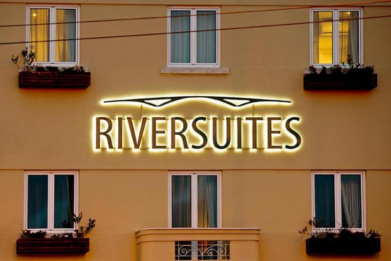بنسيون Riversuites