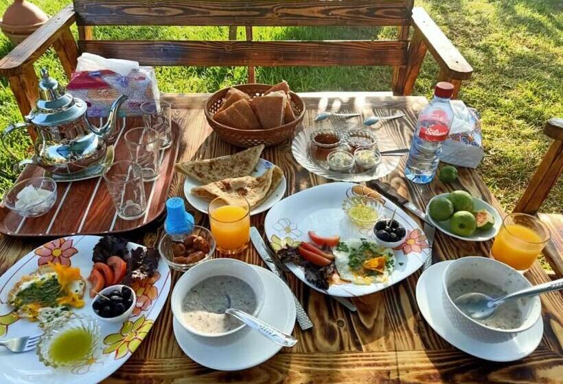 Пансион Tamatert Guest House