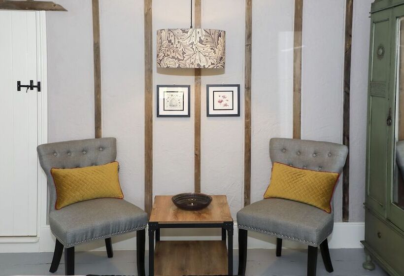 ペンション Woodleys Farmhouse