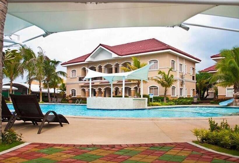 استراحتگاه Moonbay Marina The Villas