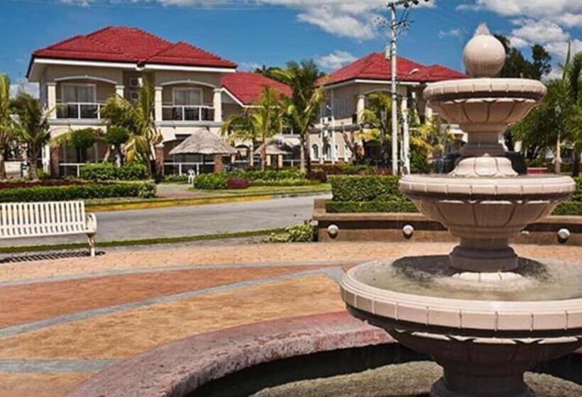 استراحتگاه Moonbay Marina The Villas