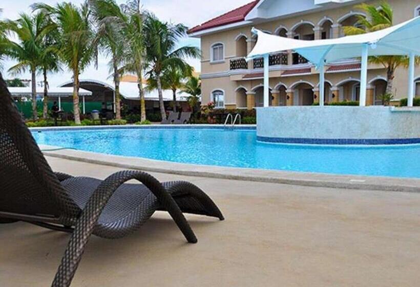 استراحتگاه Moonbay Marina The Villas