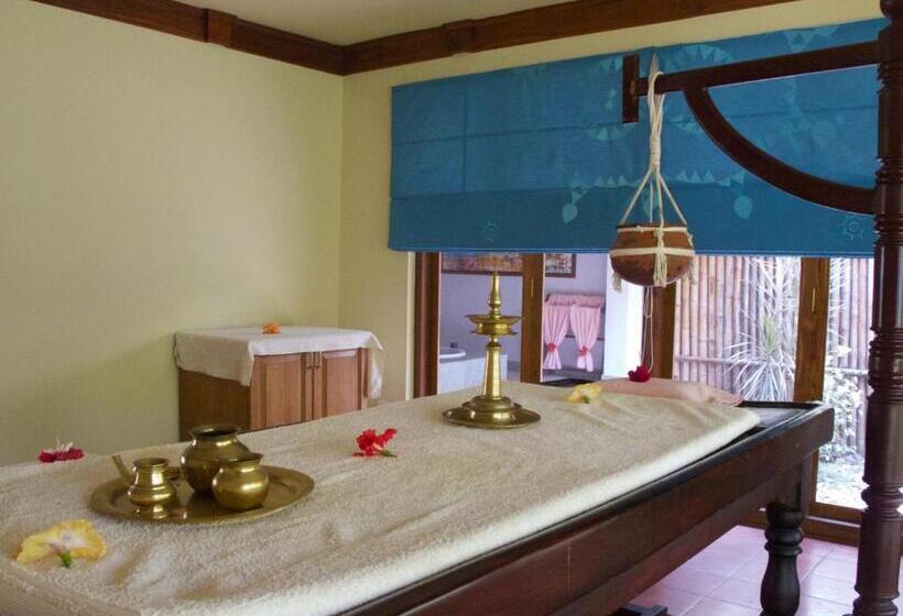 リゾートホテル Neeleshwar Hermitage