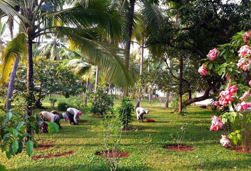 リゾートホテル Neeleshwar Hermitage