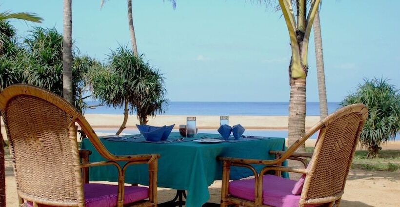 リゾートホテル Neeleshwar Hermitage