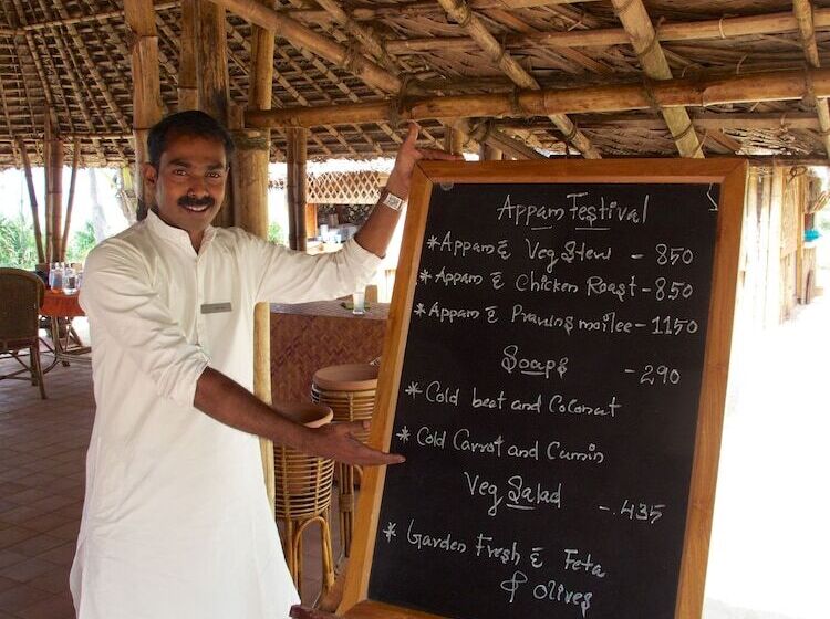 リゾートホテル Neeleshwar Hermitage