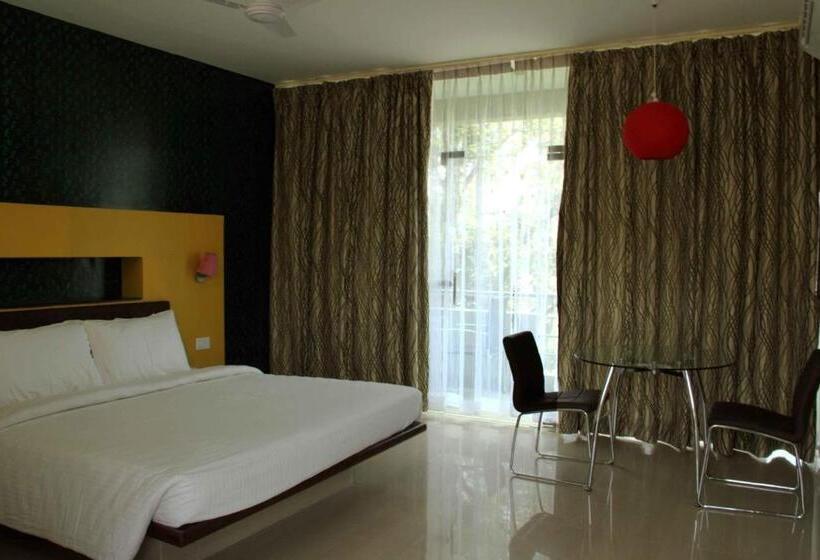 リゾートホテル Sterling Yelagiri