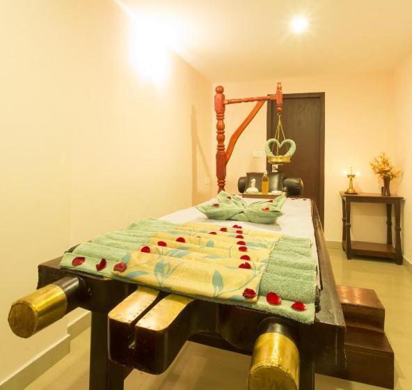 リゾートホテル Sterling Yelagiri