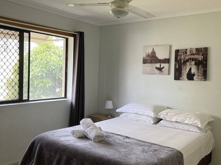 Spring Hill Gardens Apartments