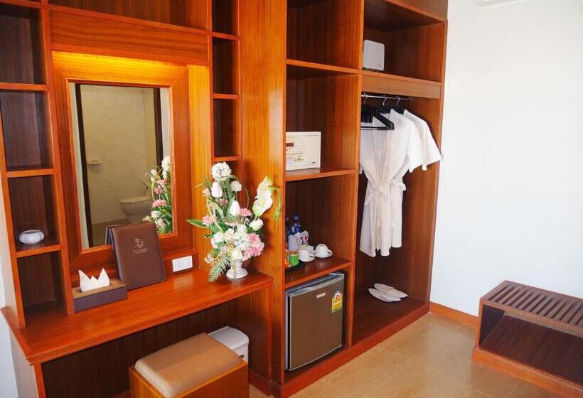 The Sunset Beach Resort   Koh Kho Khao