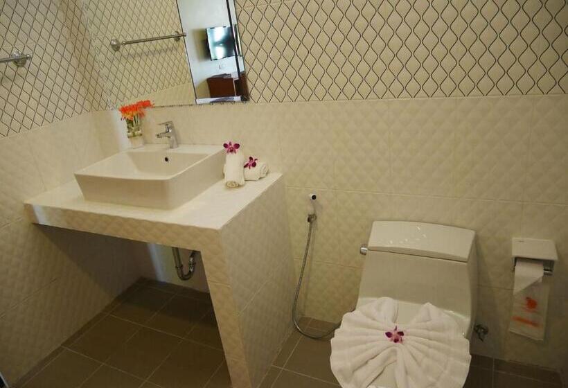 The Sunset Beach Resort   Koh Kho Khao