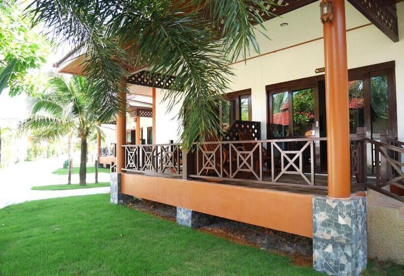 The Sunset Beach Resort   Koh Kho Khao