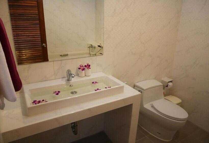 The Sunset Beach Resort   Koh Kho Khao