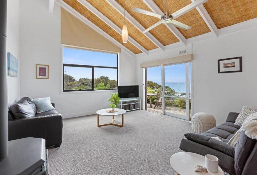 5 Whitecrest Great Ocean Road Resort   Ocean Views