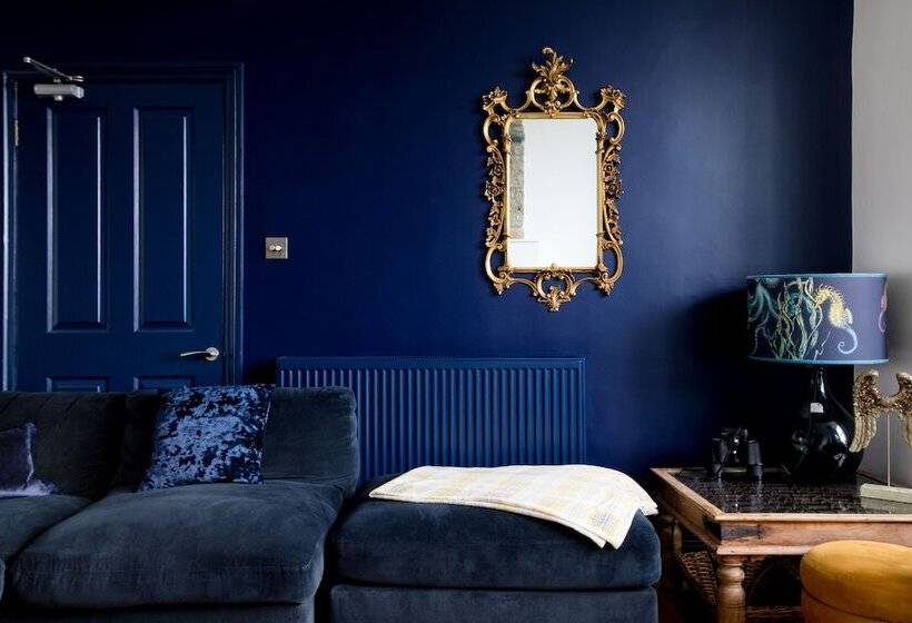 Accommodation Orla Mo