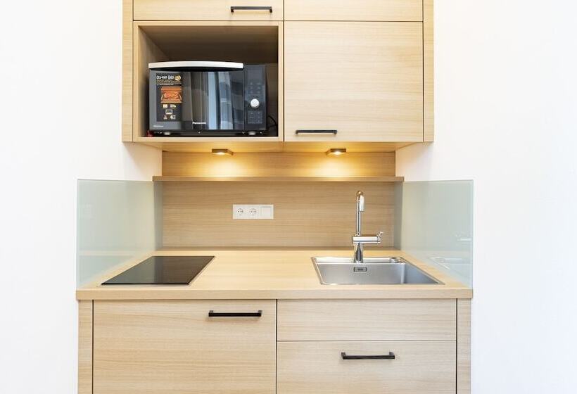 호스텔 Henrys Sleeping Am Augsburger Eiskanal