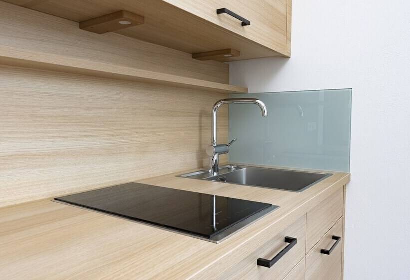 호스텔 Henrys Sleeping Am Augsburger Eiskanal