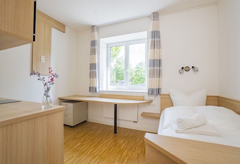 호스텔 Henrys Sleeping Am Augsburger Eiskanal