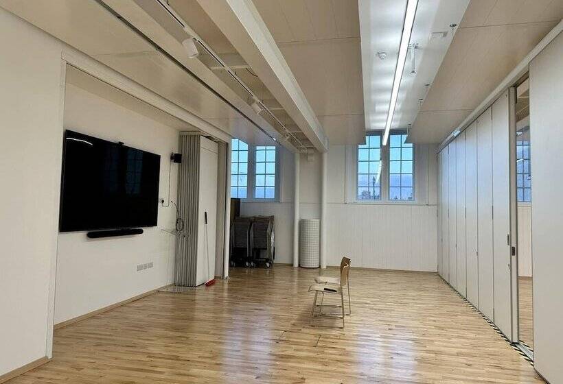 ユースホステル New Town Hall Bunkhouse