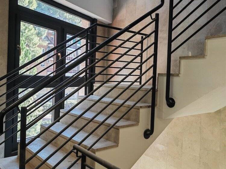 Apartahotel Golden Alcalá