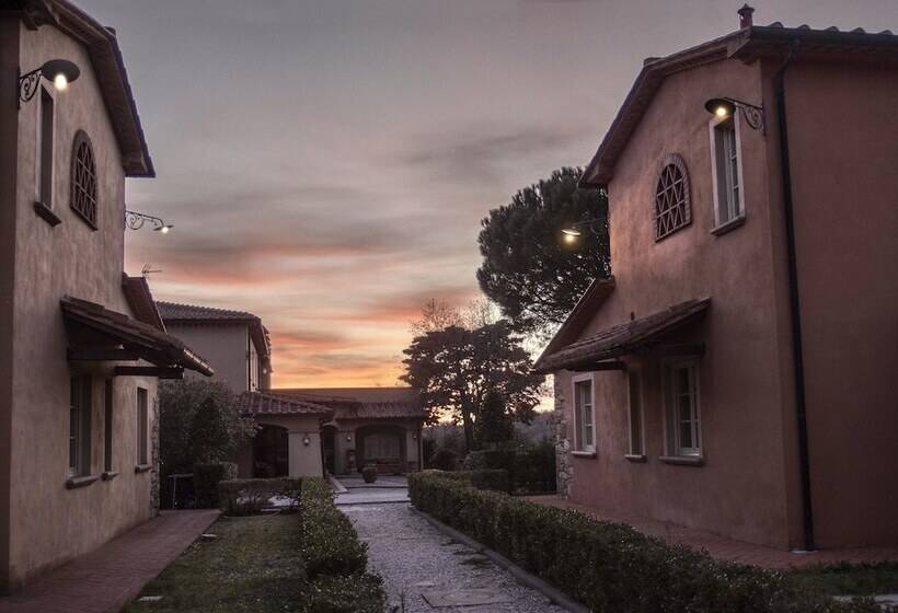 Apartments In Residence With Swimming Pool In Monteverdi Marittimo