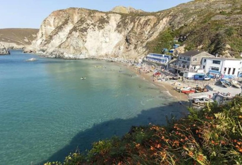 Beautiful 1 Bed Cottage In Saint Agnes