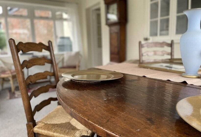 Beautiful 2bed Cottage In Knowle St Giles Nr Chard