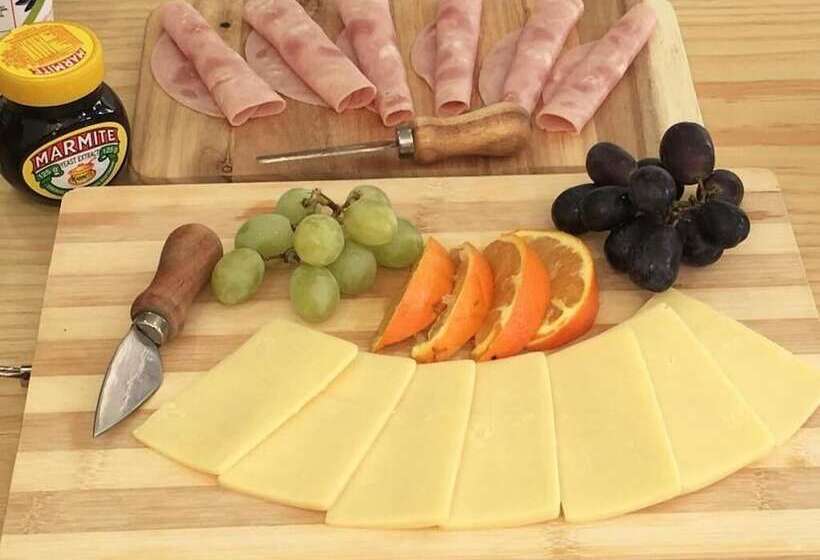 ベッドアンドブレックファースト Afrikawisa At O.r. Tambo International Airport