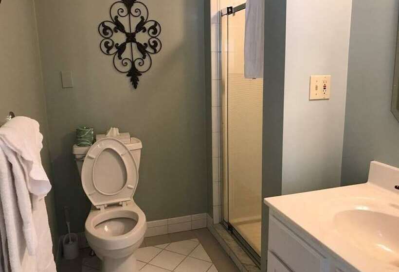 مبيت وإفطار Baladerry Inn Lp