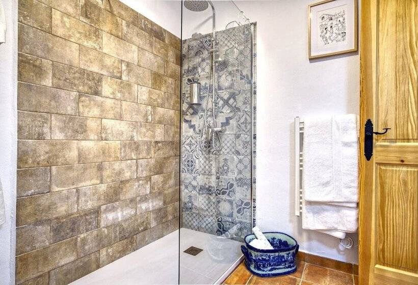 مبيت وإفطار La Vieja Botica