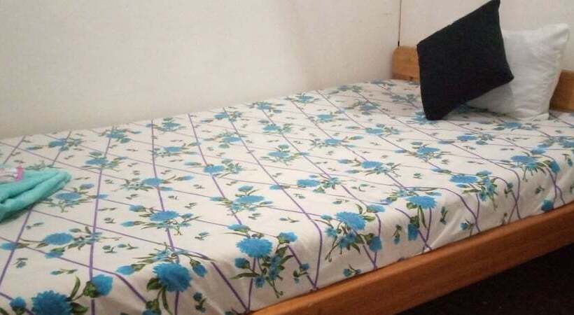 تختخواب و صبحانه Motel Santaviva