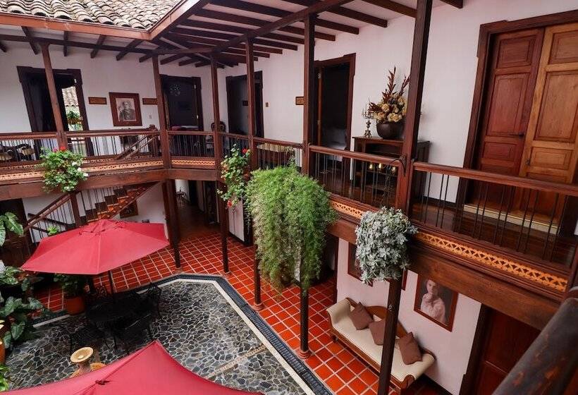 Casa Lola Hotel Boutique